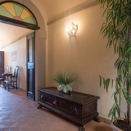 Palazzo Pacini 4* Колле-ди-Валь-д'Эльса