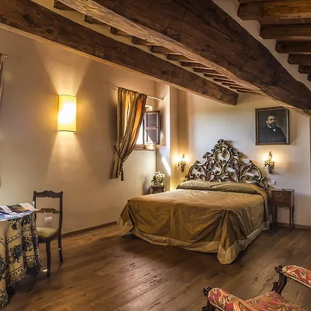 Отель Palazzo Pacini Колле-ди-Валь-д'Эльса
