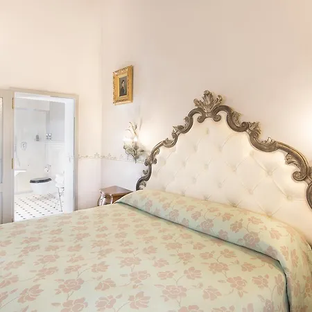 Отель Palazzo Pacini 4*