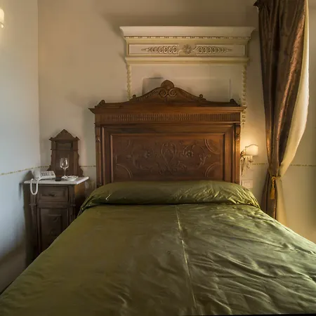 Palazzo Pacini Отель