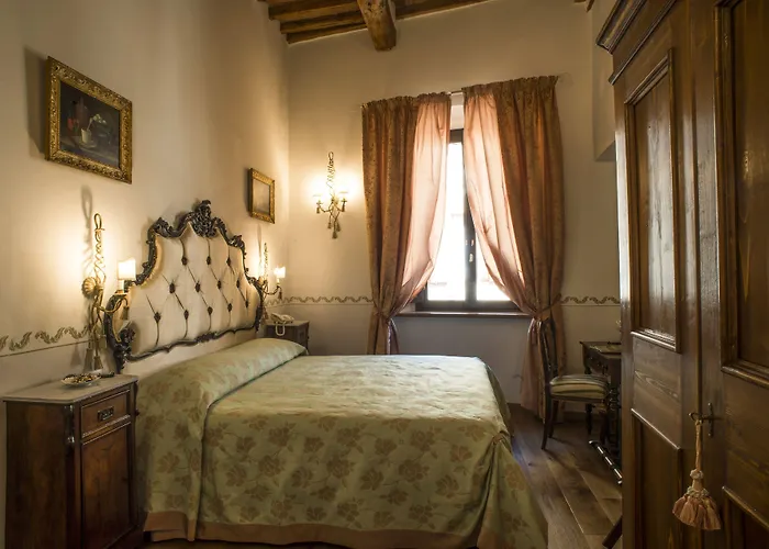 מלון Palazzo Pacini 4*